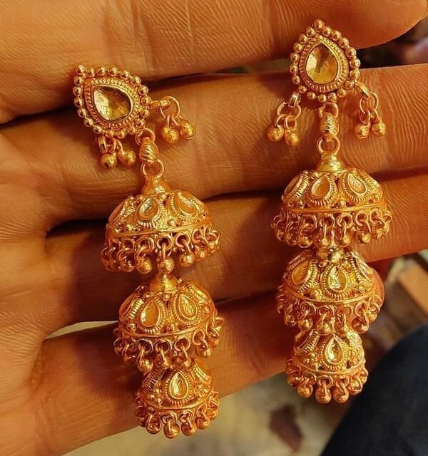 Buy Gold Plated Kundan Brass Jadau Pendant Necklace Set by Zevar by Geeta  Online at Aza Fashions.